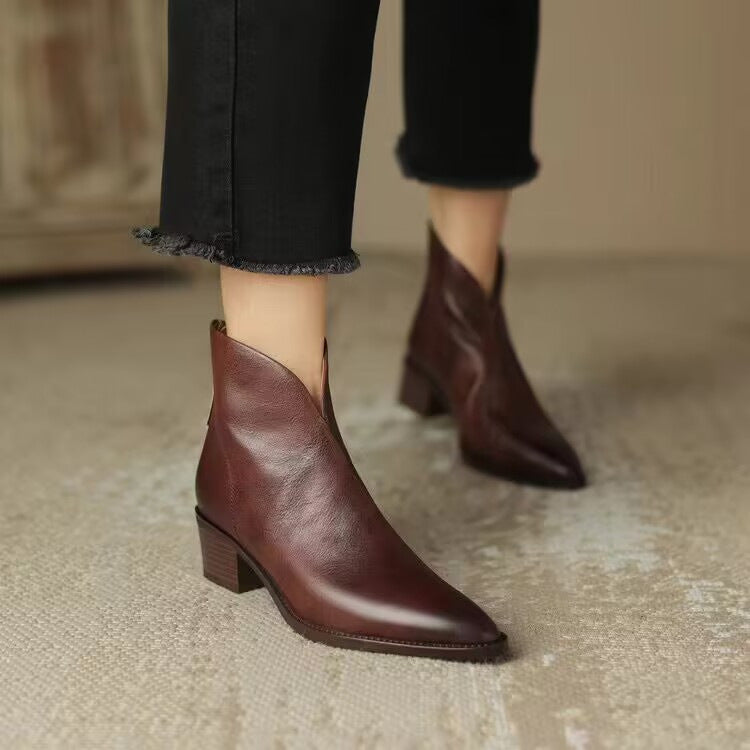 Livia – Elegante Leder-Stiefeletten mit Blockabsatz