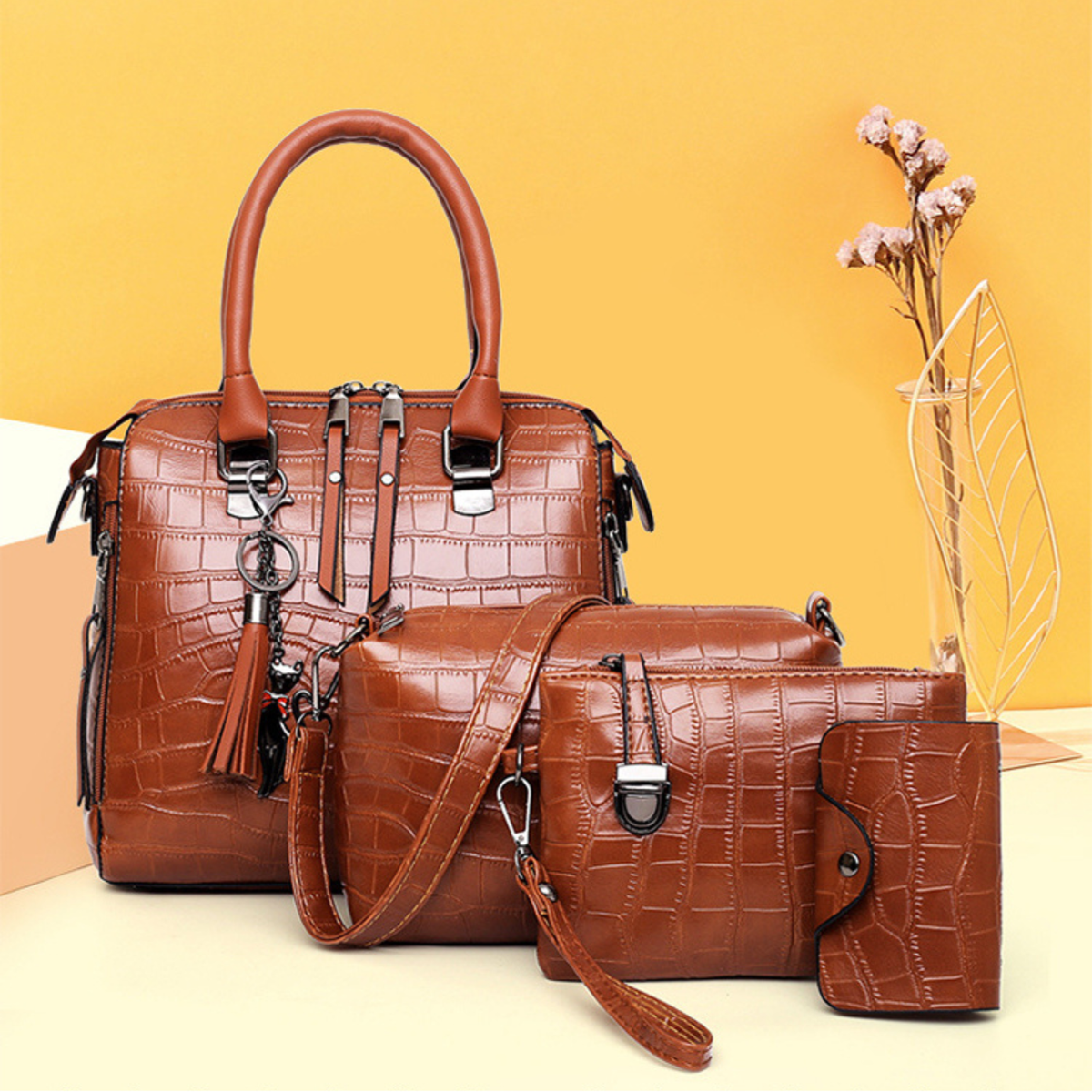 Elvira - Vierteiliges Taschen-Set in Krokoprägung