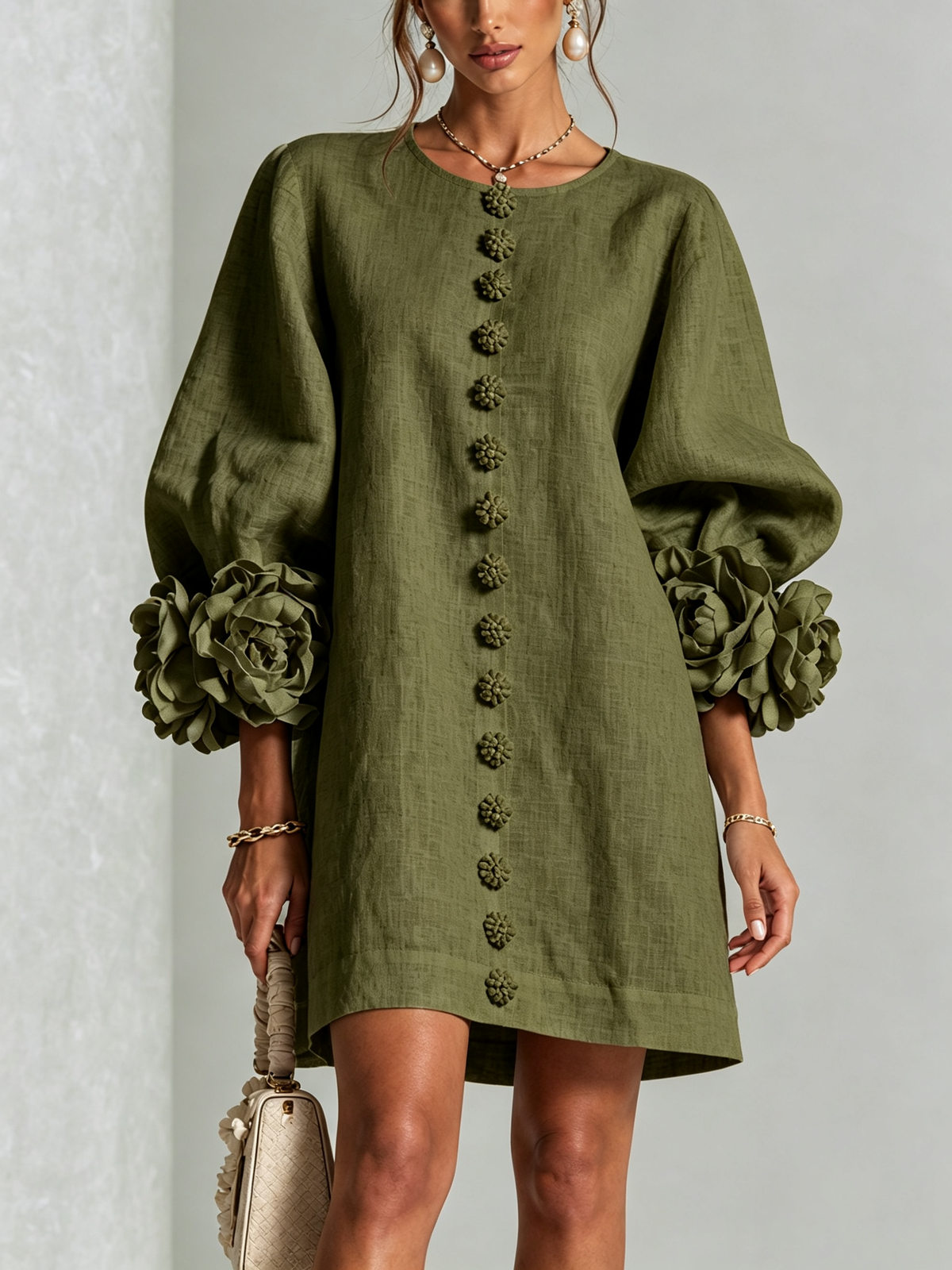 Gaia | Mini-Kleid aus Leinenmix mit Rosenmanschetten, Olivgrün