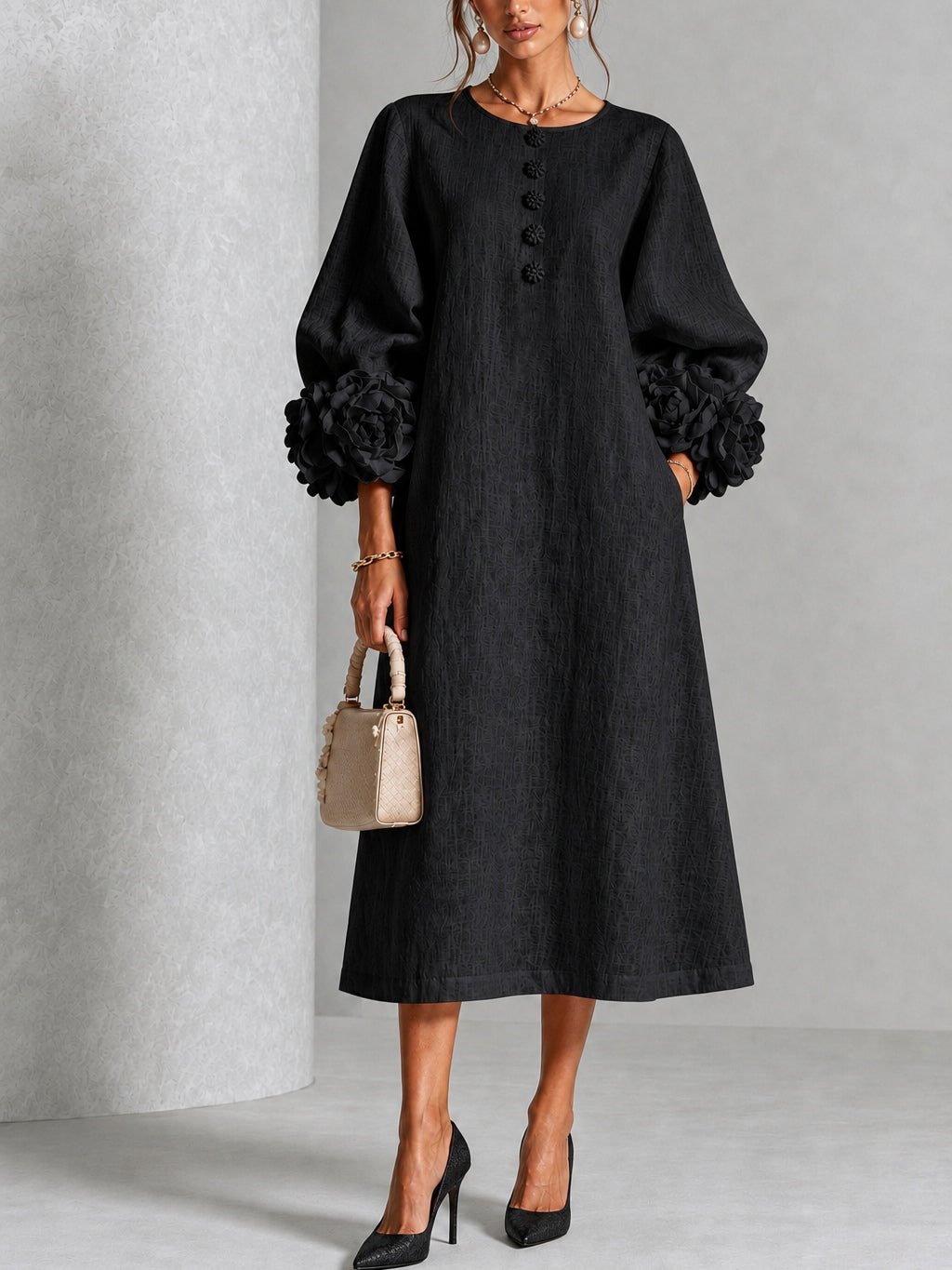Diana | Midi-Kleid aus Leinenmix mit Rosenmanschetten, Schwarz